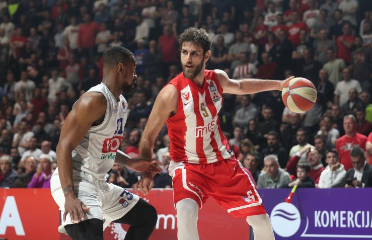 Finales ABA League: Estrella Roja acaricia el título tras poner el 2-0