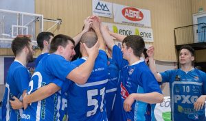 Marín Peixegalego luchará por ascender a LEB Oro; Gijón, descendido a EBA