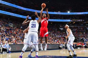 Un extraterrestre llamado Kawhi Leonard empata la serie (101-96)