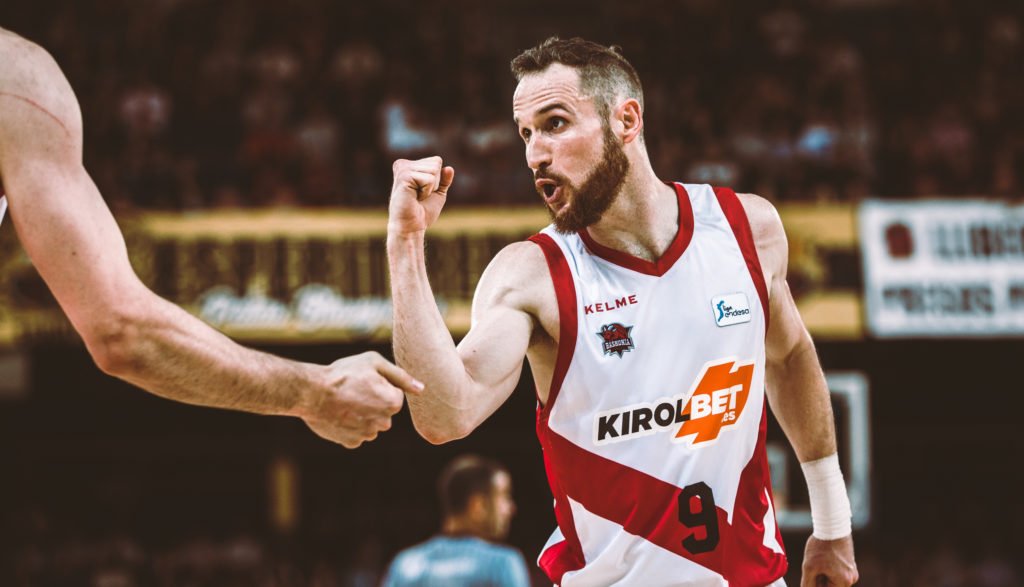 Iberostar Tenerife  quiere a Marcelinho Huertas como su nuevo base