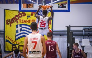 Europeo U18M (1/8): Aldama y Garuba fueron demasiado para una floja Letonia (87-52)