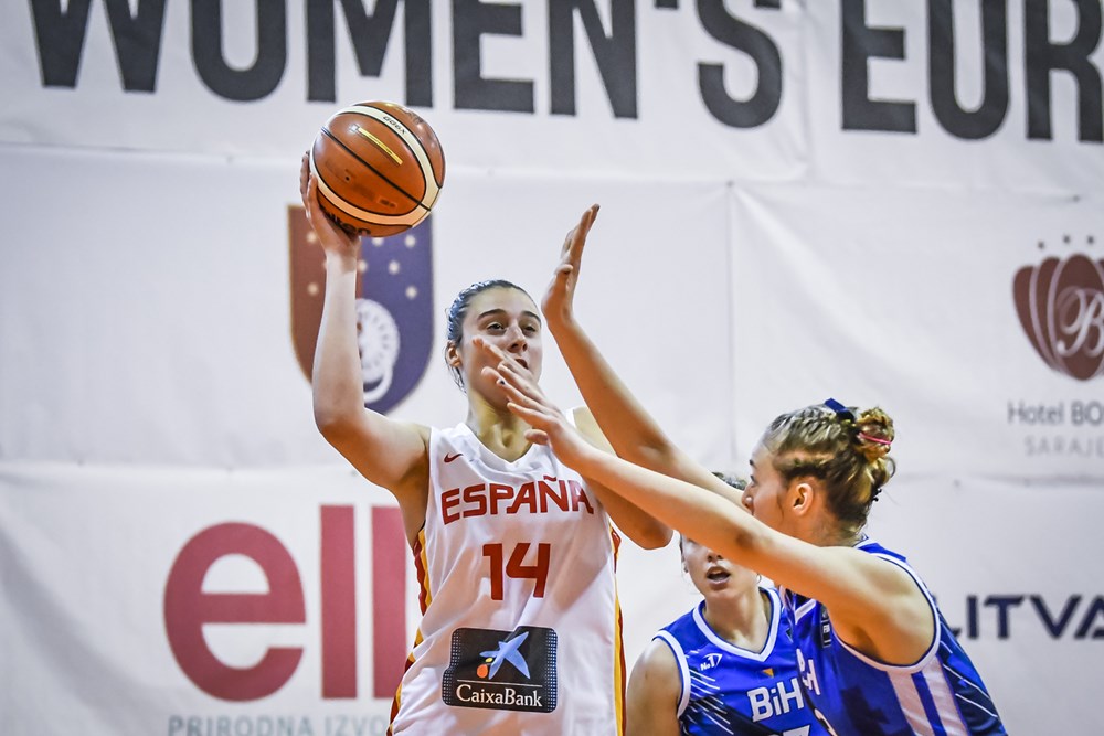 Europeo U18F (1/8): España saca su mejor versión al ritmo de Raquel Carrera (109-36)