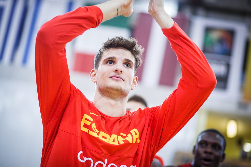 Europeo U20M (J2): El tándem Martínez-Alocén destroza a Letonia (55-78)