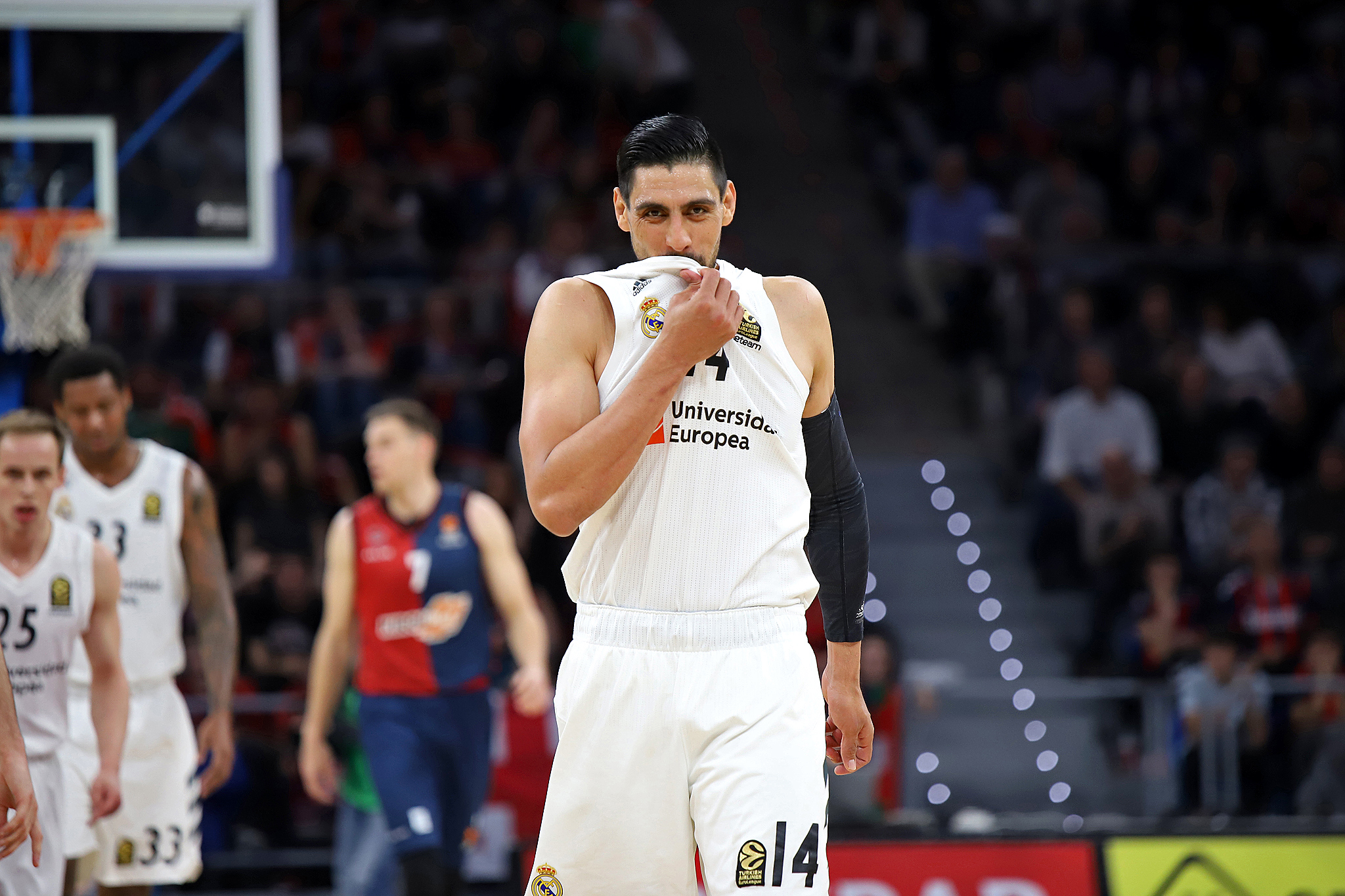 Gustavo Ayón: “Quiero ir a la NBA; es un deseo personal y familiar”