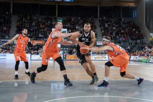 Zoco LEB Oro: Larsen, Bertone, Nurger, Schaftenaar, Tamayo, Oroz, Harris