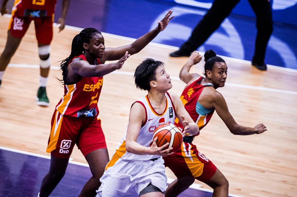 Mundial U19F (1/4): España supera la Gran Muralla y logra el pase a semifinales (52-55)