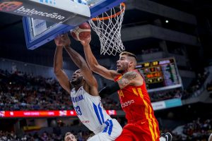 Una España dominante y contundente se luce ante la República Dominicana (102-70)