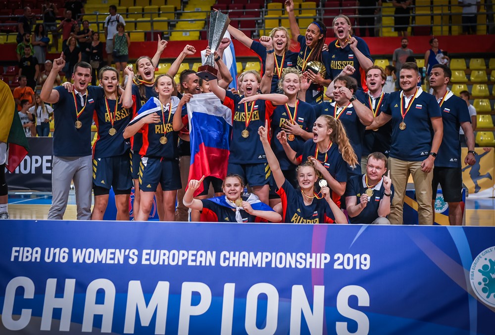 Europeo U16F(Final): España logra el bronce en un buen partido (57-72). Rusia campeona