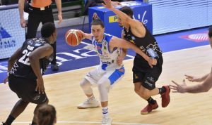 Bamforth, renovado en Sassari; Varejao, ¿rumbo a Brasil?; Lafayette, ¿a Varese?