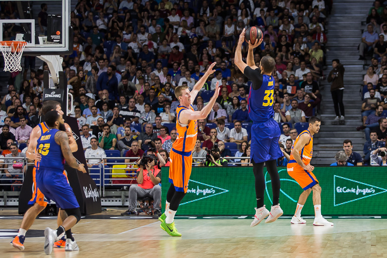 Supercopa Endesa 2019: Nikola Mirotic acaba con el muro taronja (71-65)