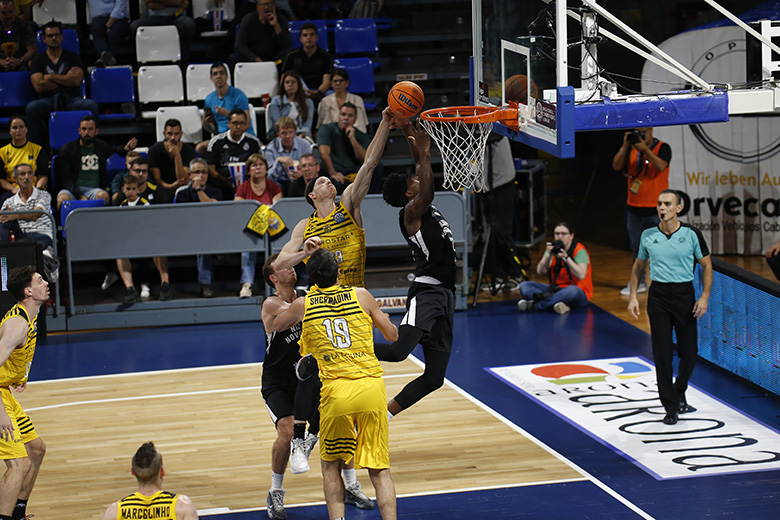 ZocoACB: Kyle Singler deja el baloncesto en activo y Manresa incorpora a Mitrovic