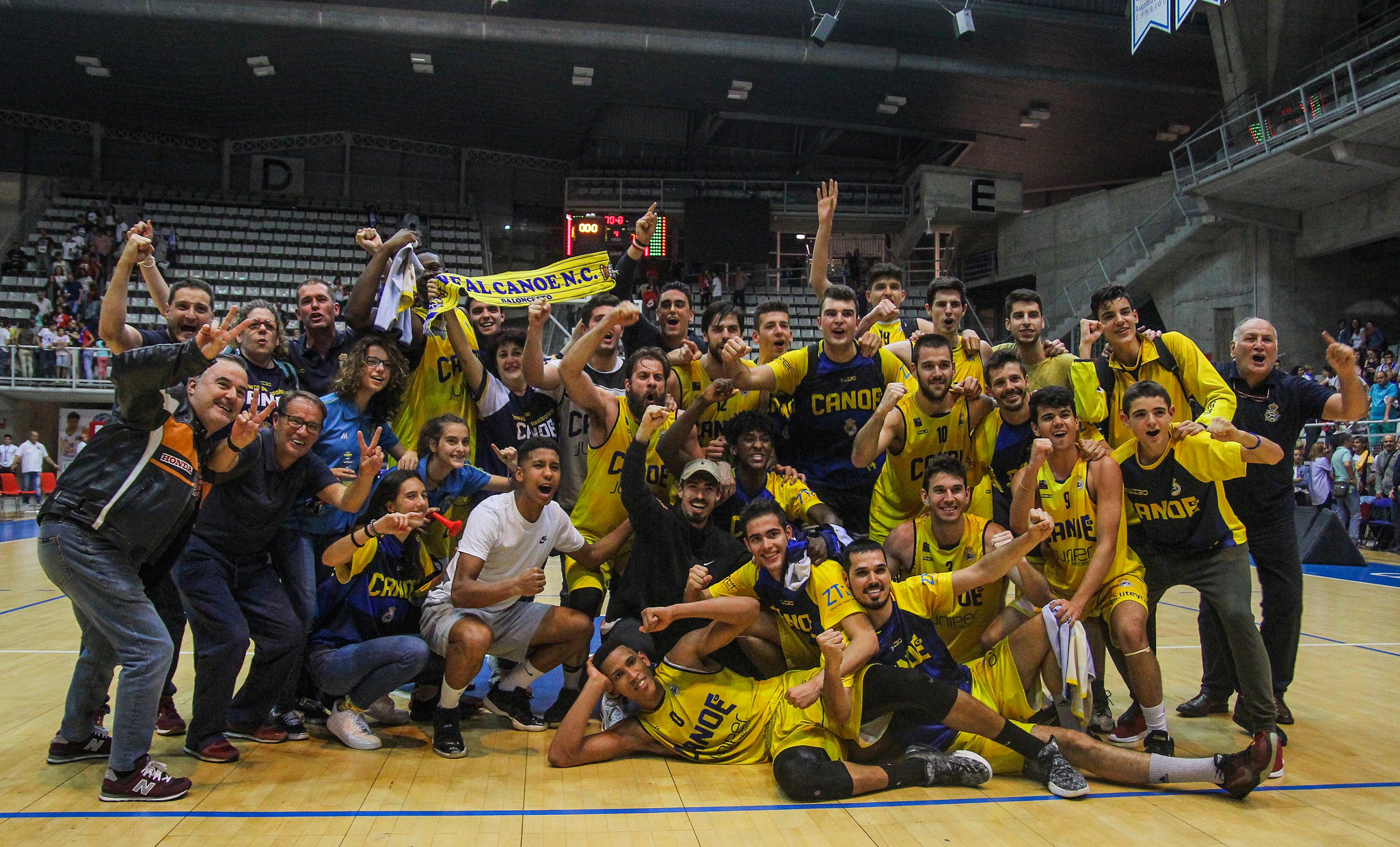 Real Canoe culmina su gesta y es equipo de LEB Oro