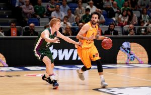 Toupane se viste de héroe y guía al Unicaja a la victoria sobre Galatasaray (88-83)