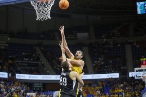 Iberostar Tenerife comienza su cuarta BCL con victoria en casa (81-67)