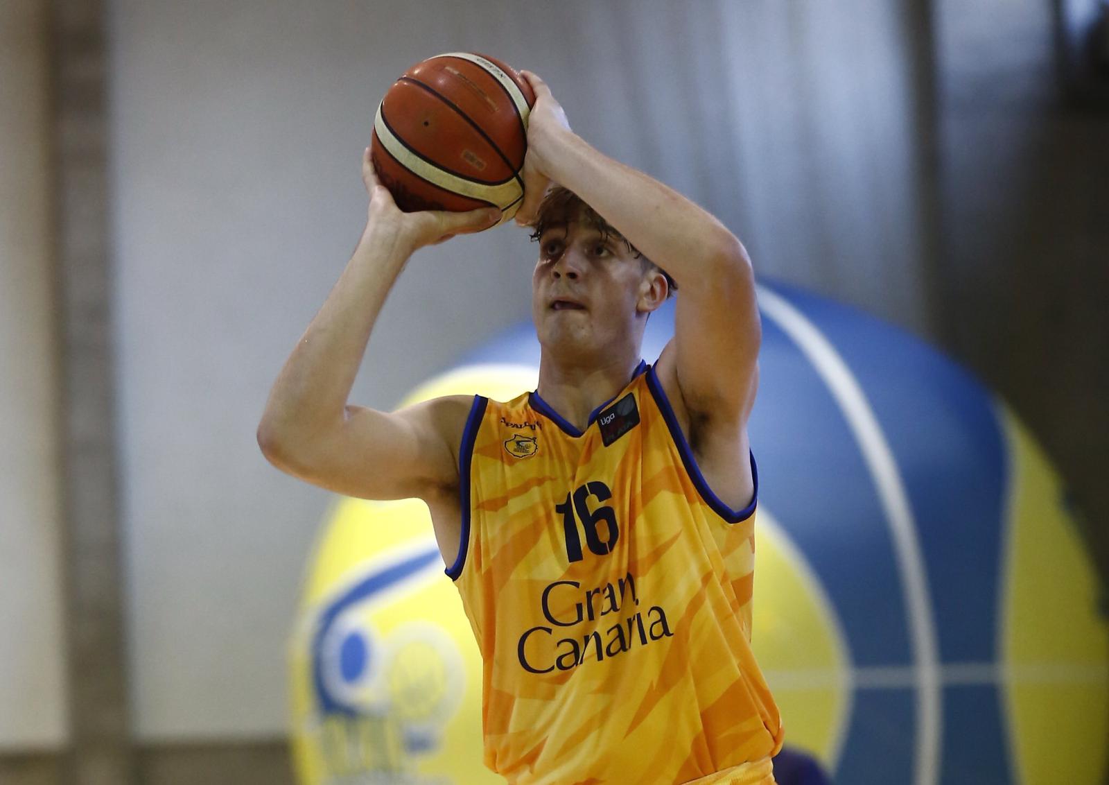 Del corazón del Real Madrid a Gran Canaria: Rubén López de la Torre