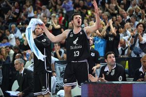 Repaso histórico a las camisetas de élite del Basket en Bilbao