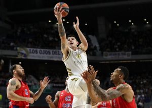 El Real Madrid ajusta cuentas con el CSKA con un Gabriel Deck perfecto (97-81)