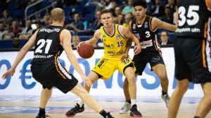 easyCreditBBL (J6): ALBA Berlín es el nuevo líder tras la derrota de HAKRO Merlins
