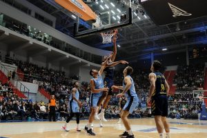 El Real Madrid vence al Zenit en el reencuentro con Ayón (71-86)
