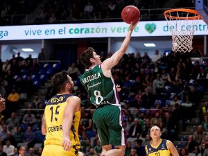 Unicaja destroza al Oldenburg en una borrachera anotadora (108-68)