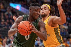 Españoles NCAA (II): Eric Vila pierde la titularidad mientras Dike y Carralero destacan