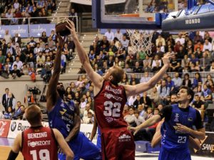 Peores y mejores taponadores de Liga Endesa: Hlinason cara, Omic cruz