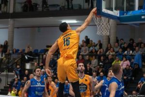 LEB Oro J11: Los derbis no defraudan. Cheikh Fall, taponador compulsivo