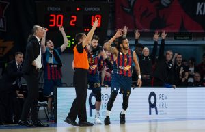 La vuelta del carácter Baskonia frena al Barça en Vitoria (76-74)