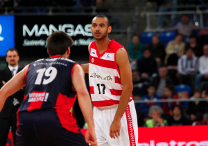 Laboral Kutxa y La Bruixa d’Or ultiman el traspaso de Adam Hanga