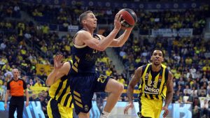 El Real Madrid se divierte a costa del Fenerbahce (65-94)