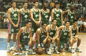 Repaso histórico a las camisetas de los equipos de élite de Málaga