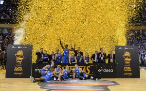 Copa de la Reina (Final): Perfumerías Avenida, reina de Copas (76-58)