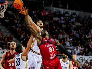 Vuelven los playoffs europeos a Zaragoza en forma de victoria (76-67)