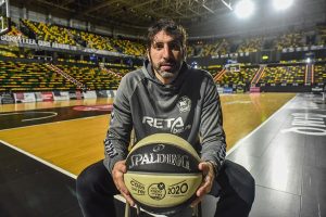 Alex Mumbrú continuará a los mandos del RETAbet Bilbao Basket