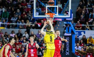 Zoco ACB: Día de renovaciones y de una importante salida