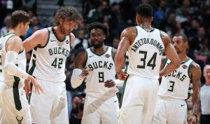 ¿Cómo llegan los Milwaukee Bucks a Orlando?