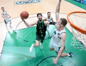 Un robo de Pau Ribas confirma una gran remontada del Joventut (85-82)