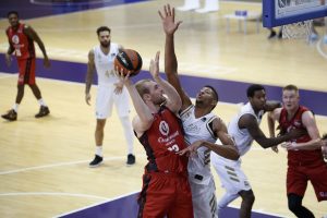 ¿Cuál es el techo de Tryggvi Hlinason?