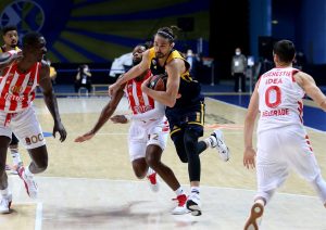 Euroliga (J6): McCollum da la primera a Khimki. La vuelta de Larkin sienta bien a Anadolu