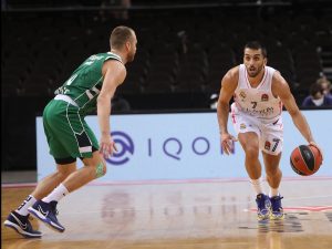 Tavares y Campazzo desarticulan al Zalgiris (90-93)