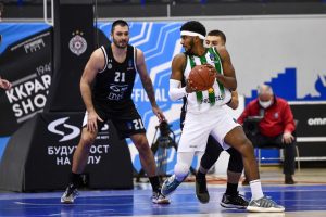 La perseverancia final del Joventut se quedó sin premio (78-75)