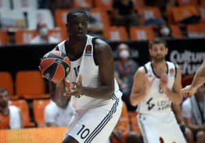 ¿Por qué llegaste tan tarde, Moustapha Fall?