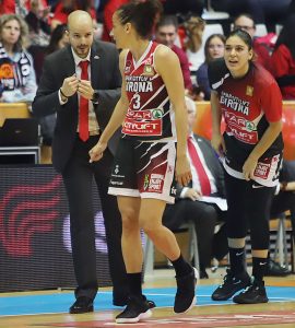 Spar Girona destituye a Eric Surís por Alfred Julbe a pesar de su buen balance