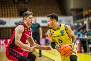 Un mal partido que deja sin asegurar la clasificación para los maños (94-86)