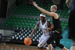 Horton y ‘clutch’ McFadden dejan a Hereda San Pablo Burgos casi clasificado (71-74)