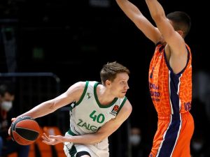 Grigonis da la victoria a Zalgiris sobre la bocina y aleja a Valencia (78-79)
