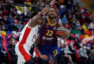Higgins se rebela ante el CSKA (75-88)