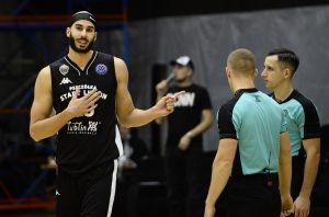 Los Reyes Magos le traen al ‘Fuenla’ una nueva espina dorsal: Josh Sharma, oficial