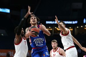 Euroliga (J25): Shane Larkin ya está aquí. Milán, suma y sigue con un Chacho histórico