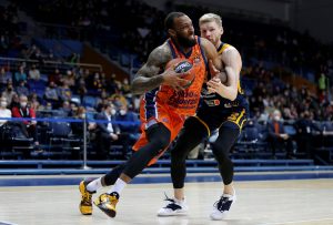 Valencia Basket más cerca de playoffs al vencer a Khimki